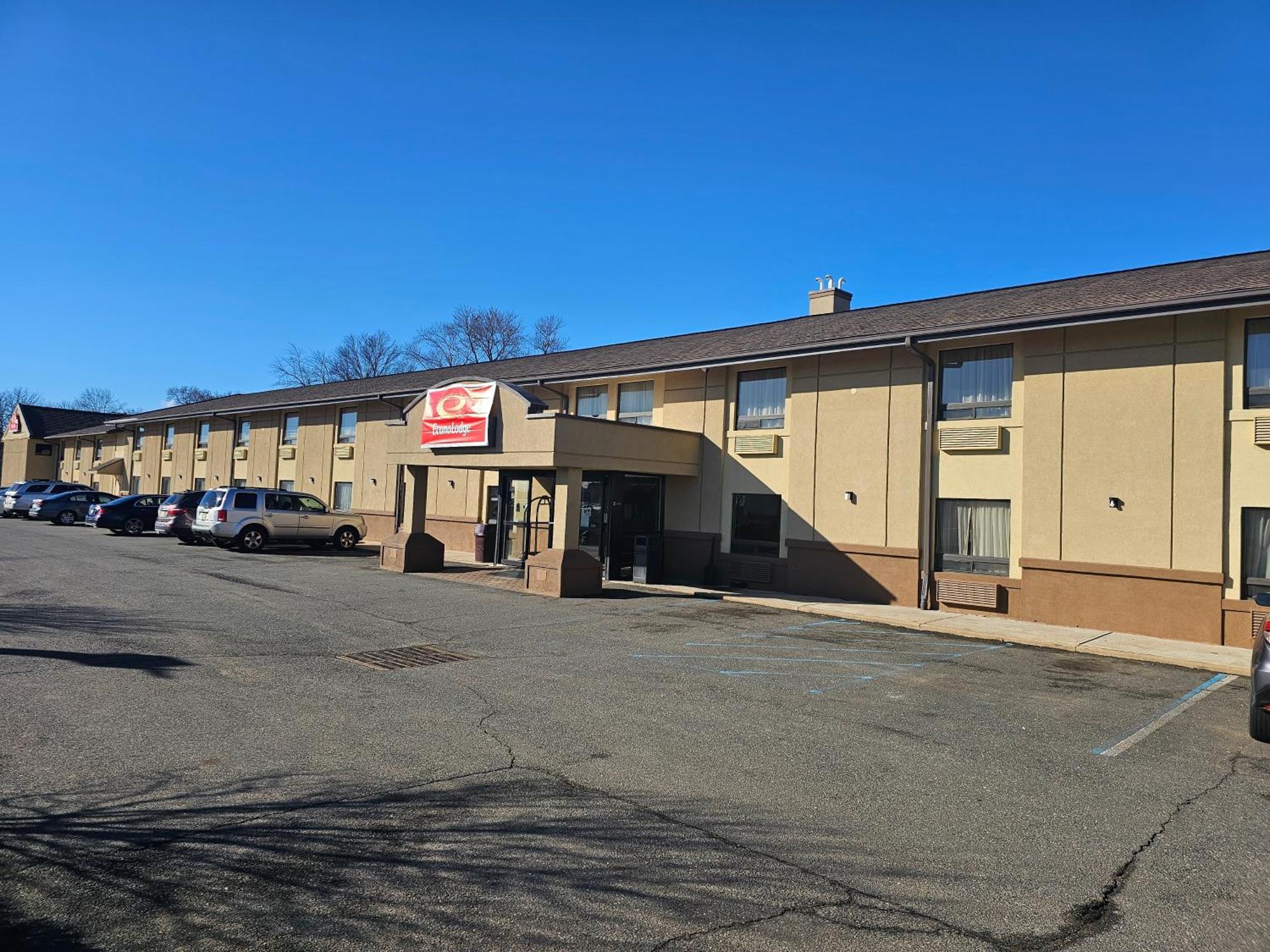 Econo Lodge Woodbridge Iselin Exteriör bild
